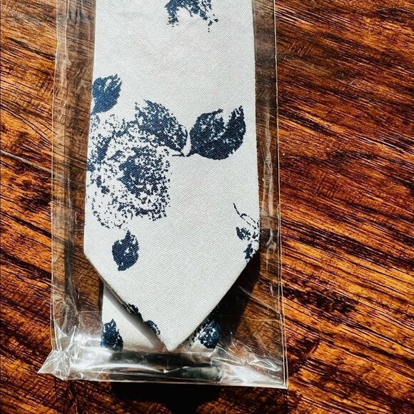 Business, Formal, Casual, Wedding, Spring, Anniversary, Prom Date Night Neckties - Picture 2 of 4